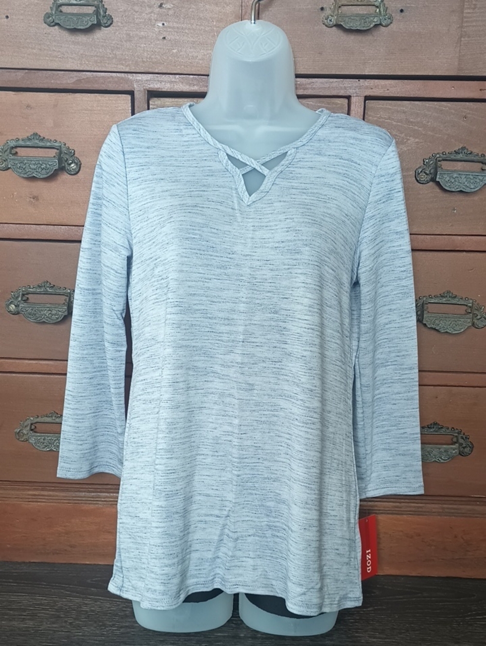 Brand New!! Izod 3/4 Sleeve Top